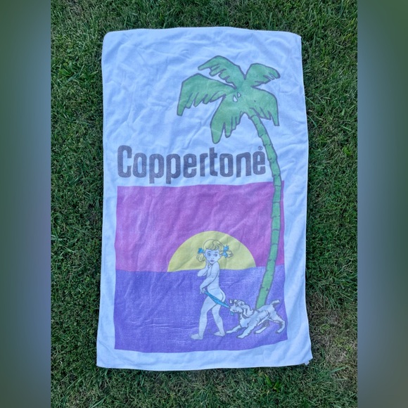 Vintage Coppertone Beach Towel - Picture 1 of 16